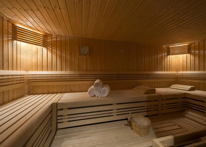 Luxurious Penthouse With - Valentine B411 Apartment